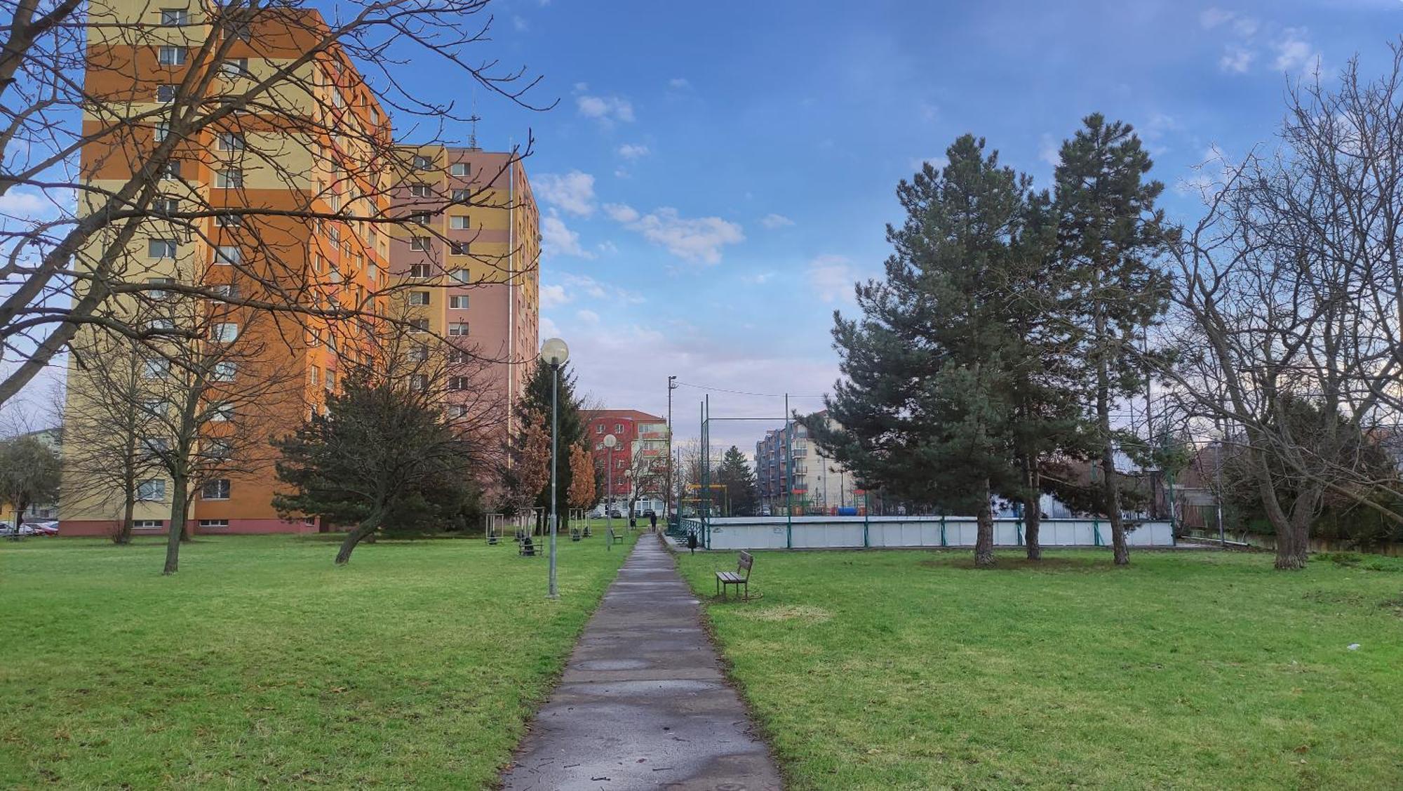 Elegant Escape Apartment III - Free Parking, Easy Access To City Center Братислава Экстерьер фото